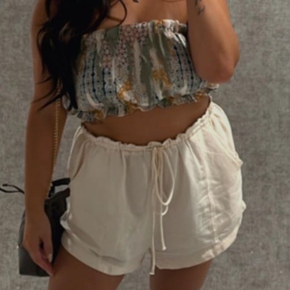 FREE PEOPLE SHORTS - Picture 1 of 5